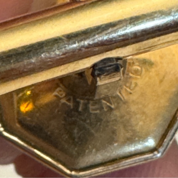 Vintage Krementz Octagon Cuff Links Gold Tone Engraved B Monogram Lucite Tips - Picture 10 of 13